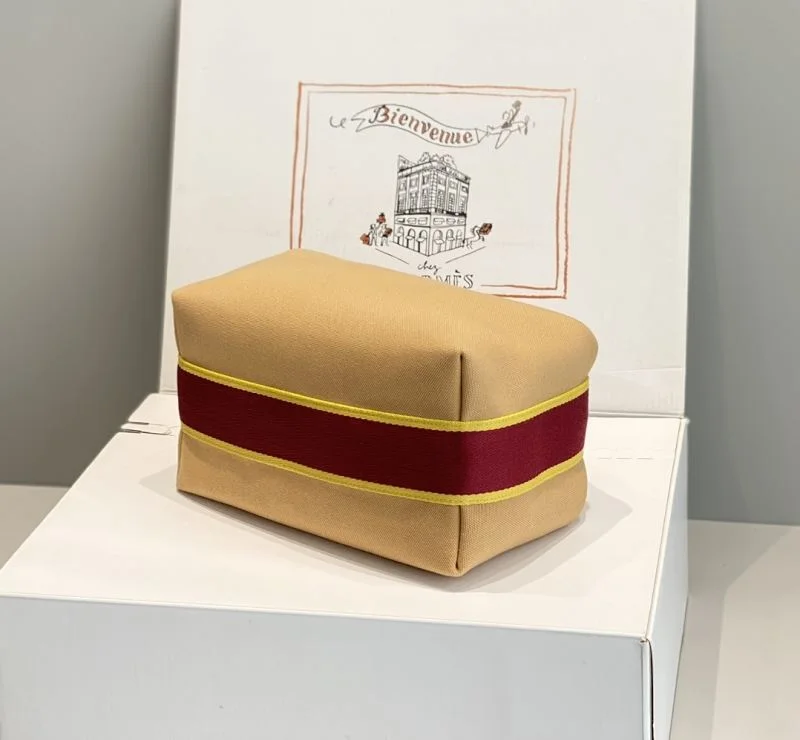 Hermes Cosmetic Bags Durable 48304