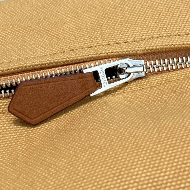 Hermes Cosmetic Bags Durable 48304