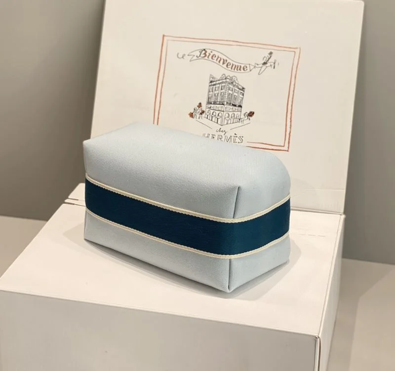 Hermes Cosmetic Bags ModernLook 48301
