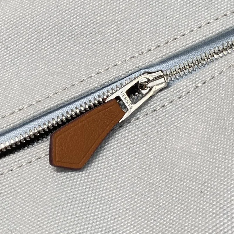 Hermes Cosmetic Bags ModernLook 48301