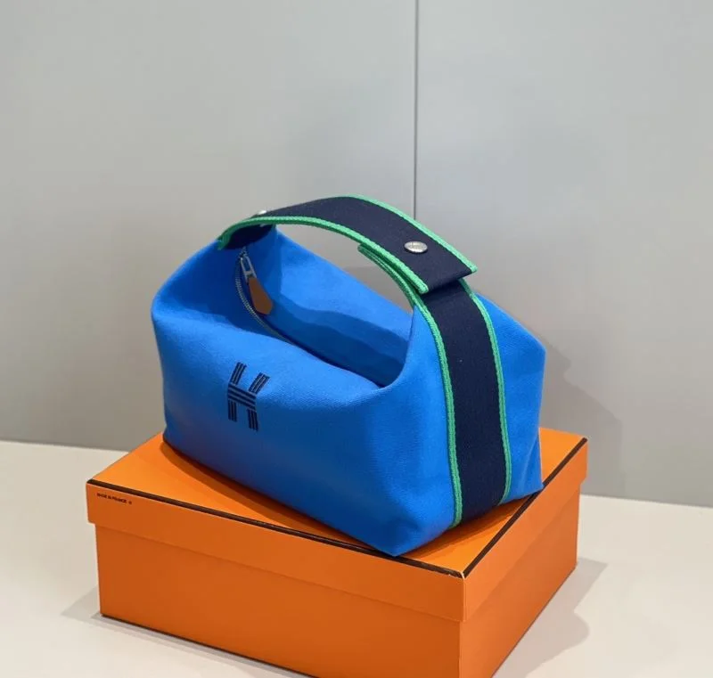 Hermes Cosmetic Bags Bright 48302