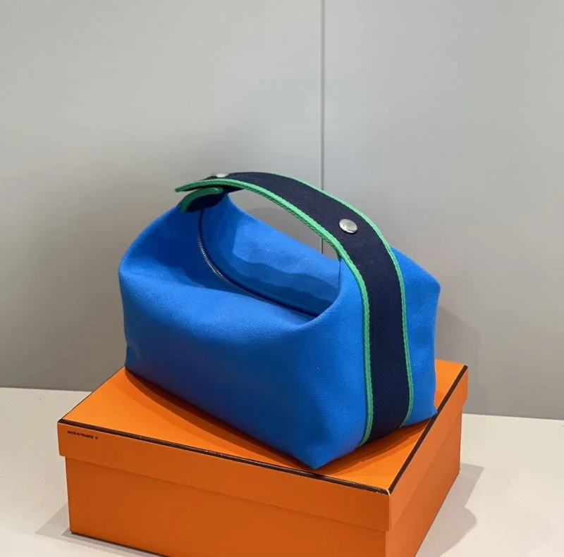 Hermes Cosmetic Bags Bright 48302