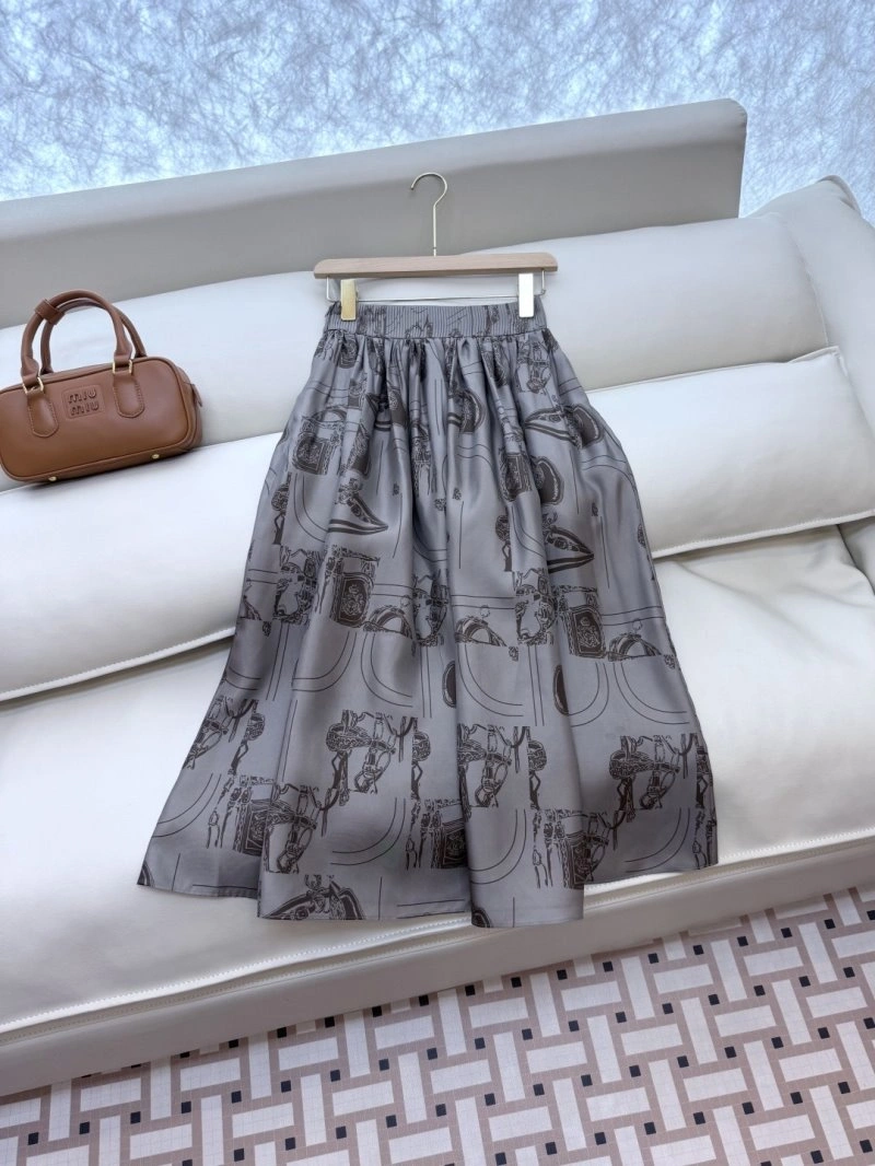 Hermes Dress Suits Versatile 129412