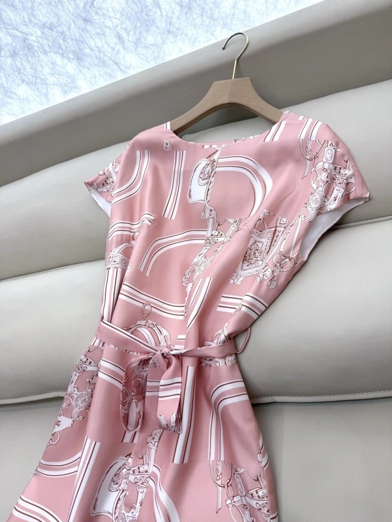 Elegant Hermes Dress 129444