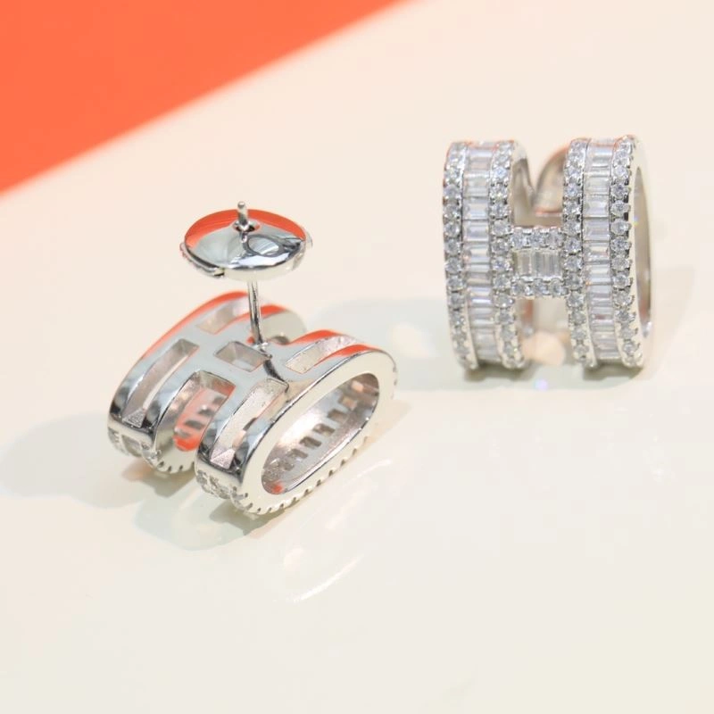 Seasonal Hermes Earrings 247584