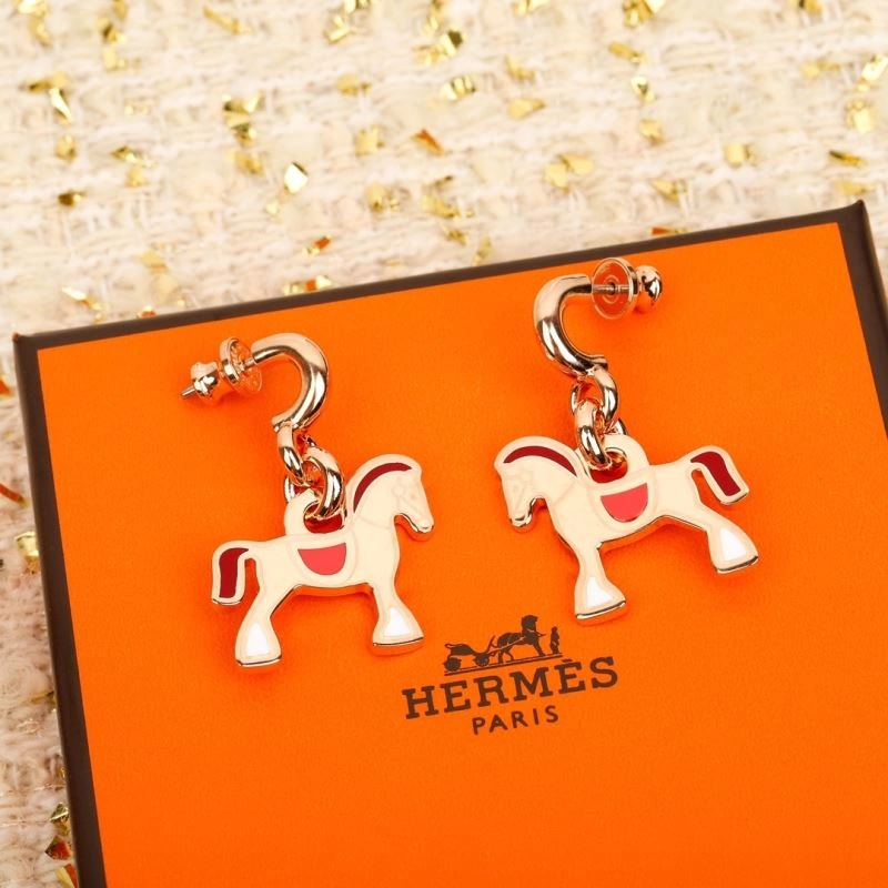 UrbanChic Hermes Earrings 247301