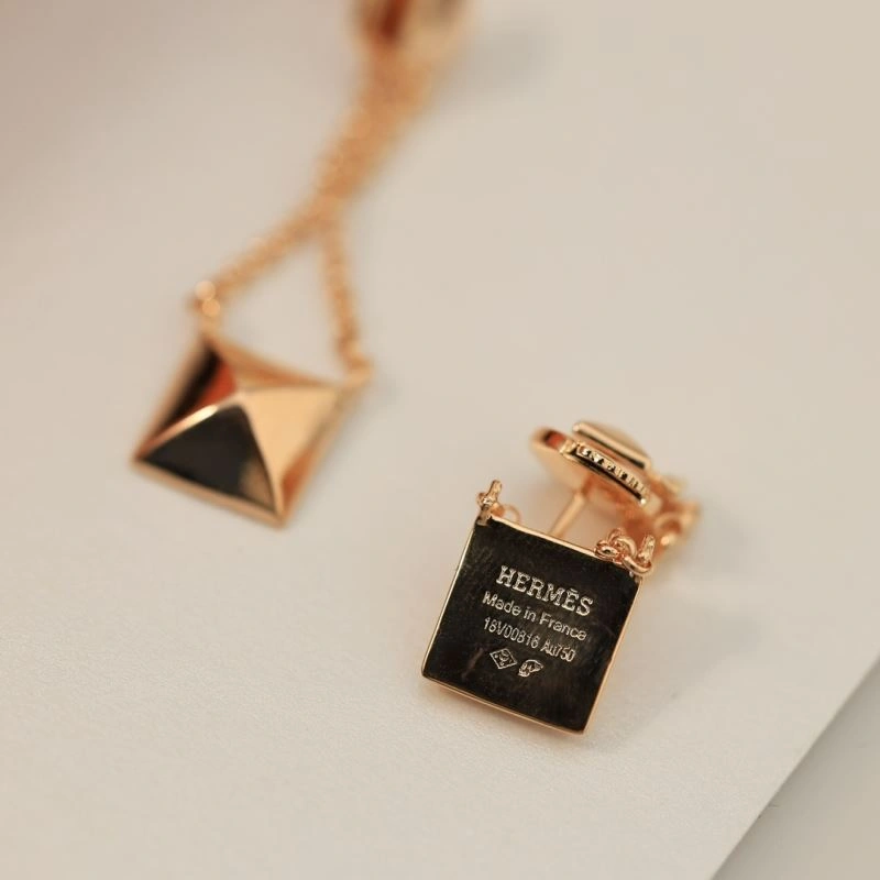 MoistureWicking Hermes Earrings 247155