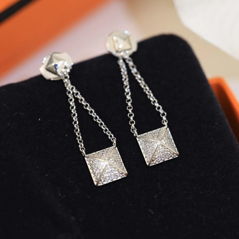 SmartChoice Hermes Earrings 247154