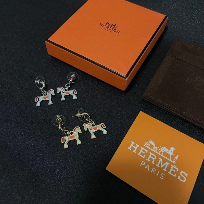 WrinkleFree Hermes Earrings 246797