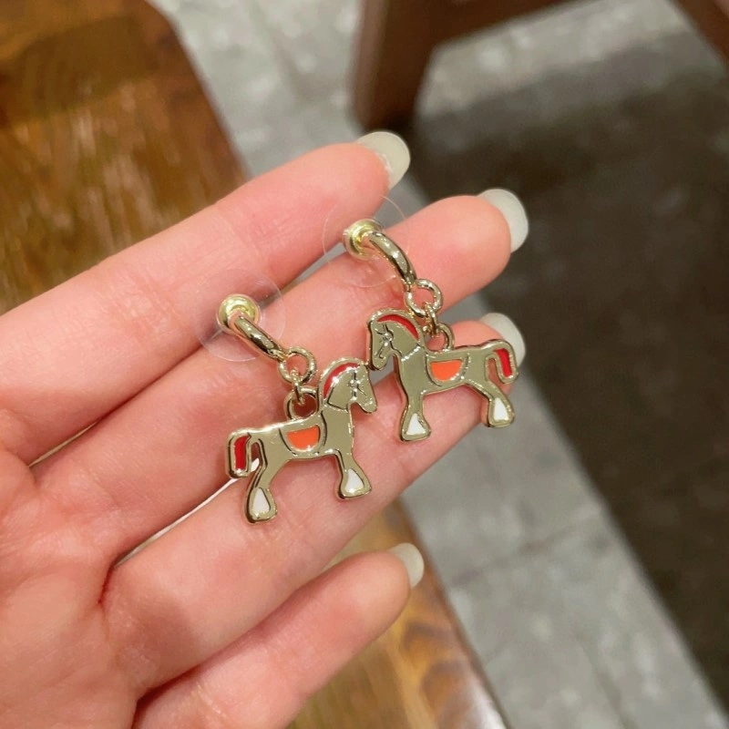 WrinkleFree Hermes Earrings 246797