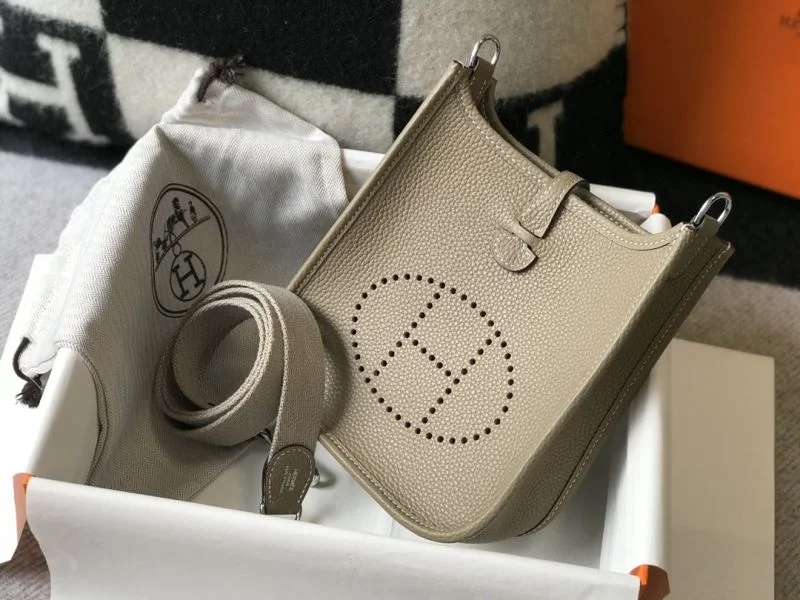 Hermes Evelyn Bags MoistureWicking 48858