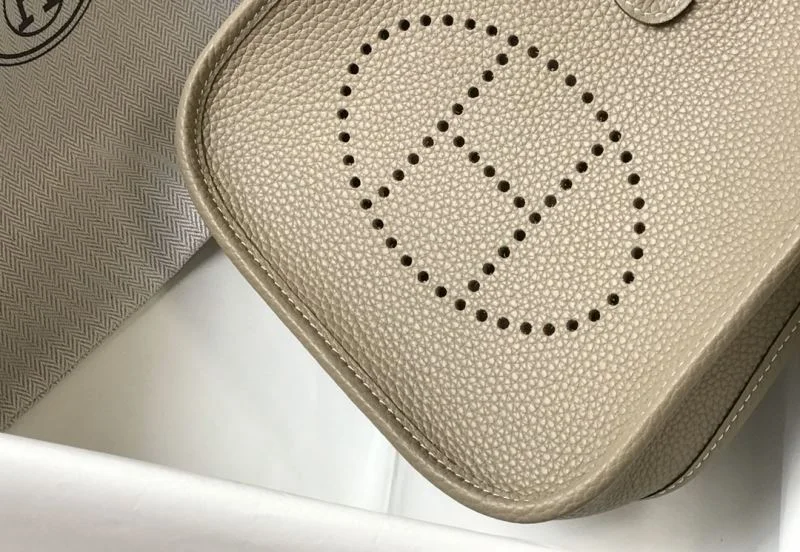 Hermes Evelyn Bags MoistureWicking 48858