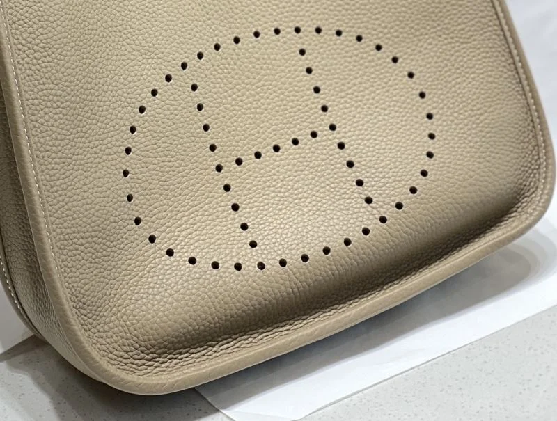 Hermes Evelyn Bags WeatherProof 48289