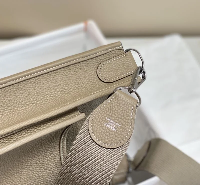 Hermes Evelyn Bags WeatherProof 48289