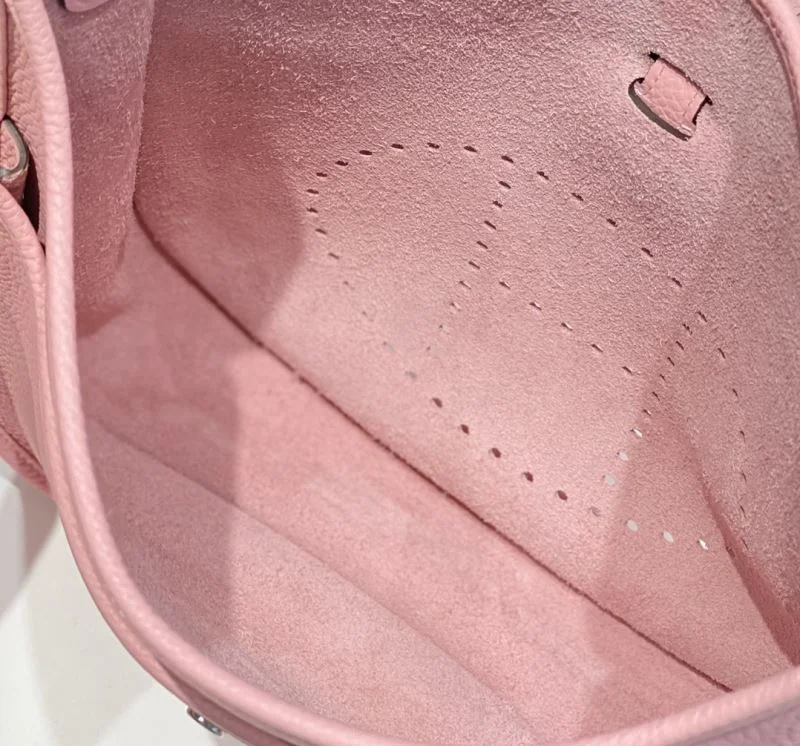 WeatherProof Hermes Evelyn Bags 48299