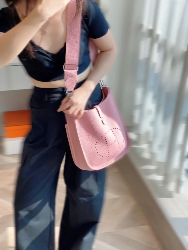 WeatherProof Hermes Evelyn Bags 48299