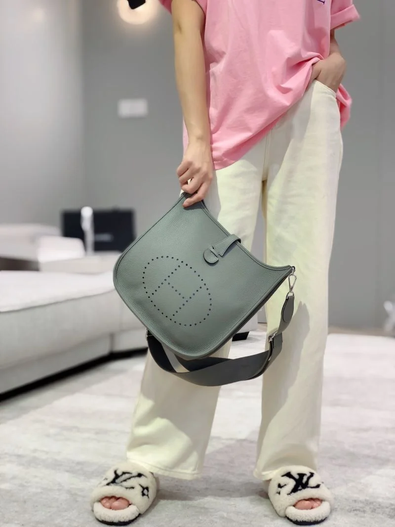 Hermes Evelyn Bags TravelReady 48293