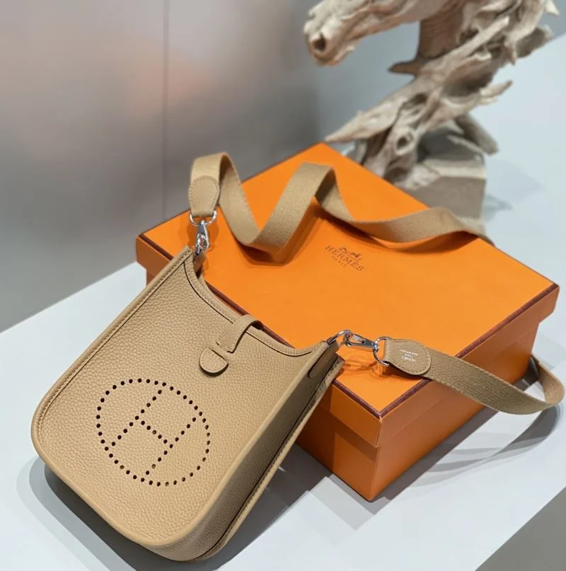 Hermes Evelyn Bags Elegant 48276