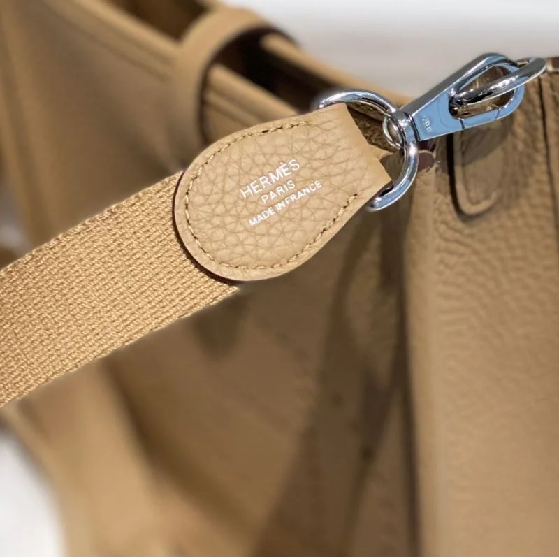 Hermes Evelyn Bags Elegant 48276