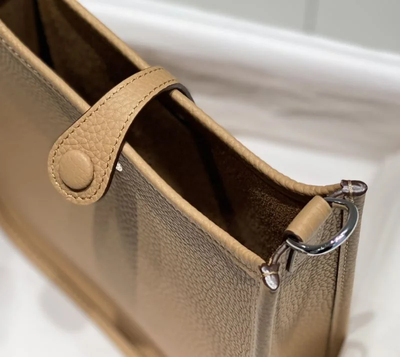 Hermes Evelyn Bags Elegant 48276