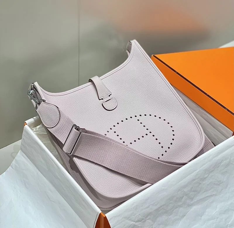 Hermes Evelyn Bags WaterResistant 48328