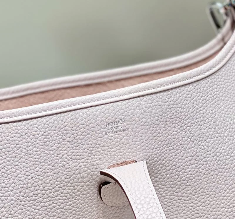 Hermes Evelyn Bags WaterResistant 48328