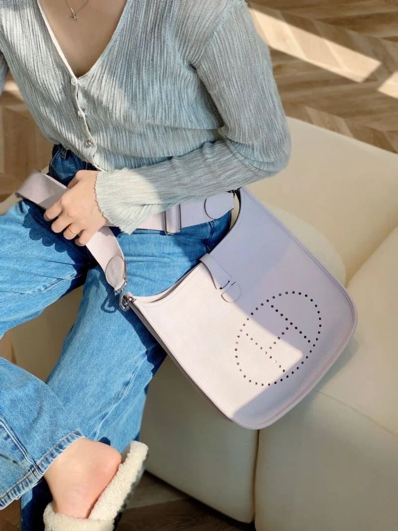 Hermes Evelyn Bags WaterResistant 48328