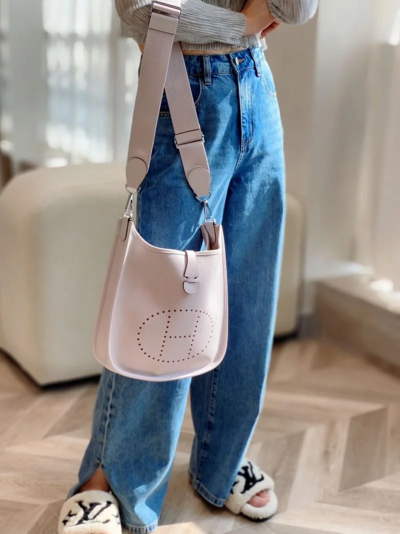 Hermes Evelyn Bags WaterResistant 48328
