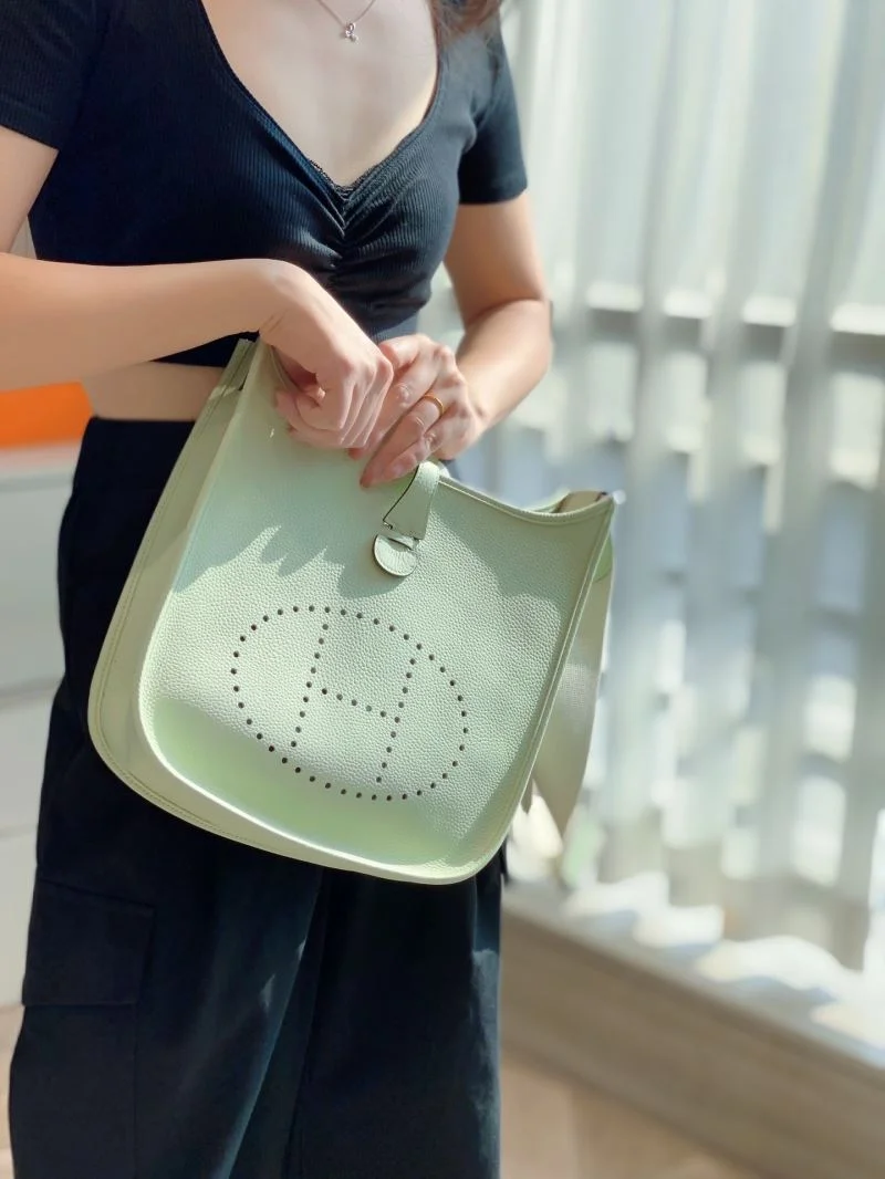 UrbanChic Hermes Evelyn Bags 48352