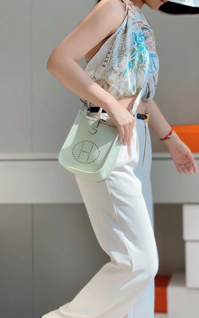 Supportive Hermes Evelyn Bags 48349