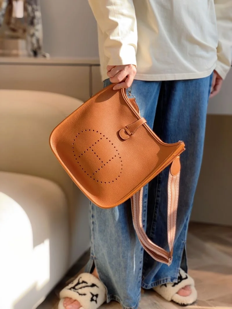 Hermes Evelyn Bags Seasonal 48275