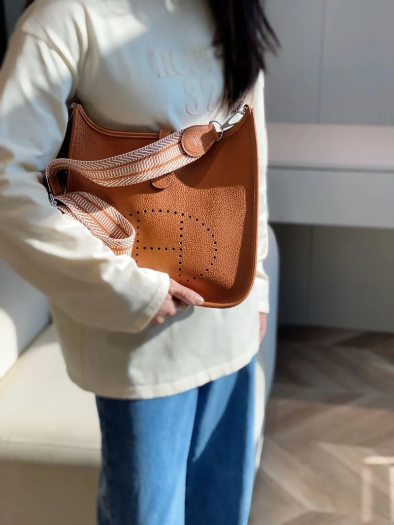 Hermes Evelyn Bags Seasonal 48275