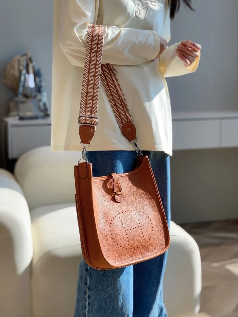 Hermes Evelyn Bags Seasonal 48275