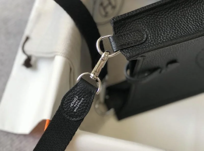 Contemporary Hermes Evelyn Bags 48252