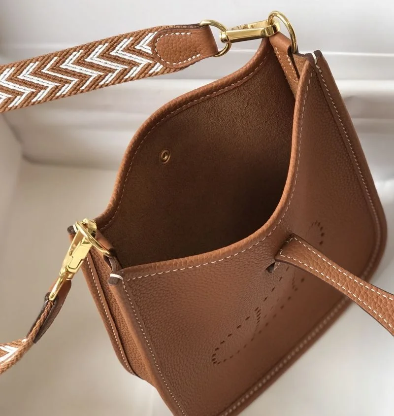 Trendsetting Hermes Evelyn Bags 48257