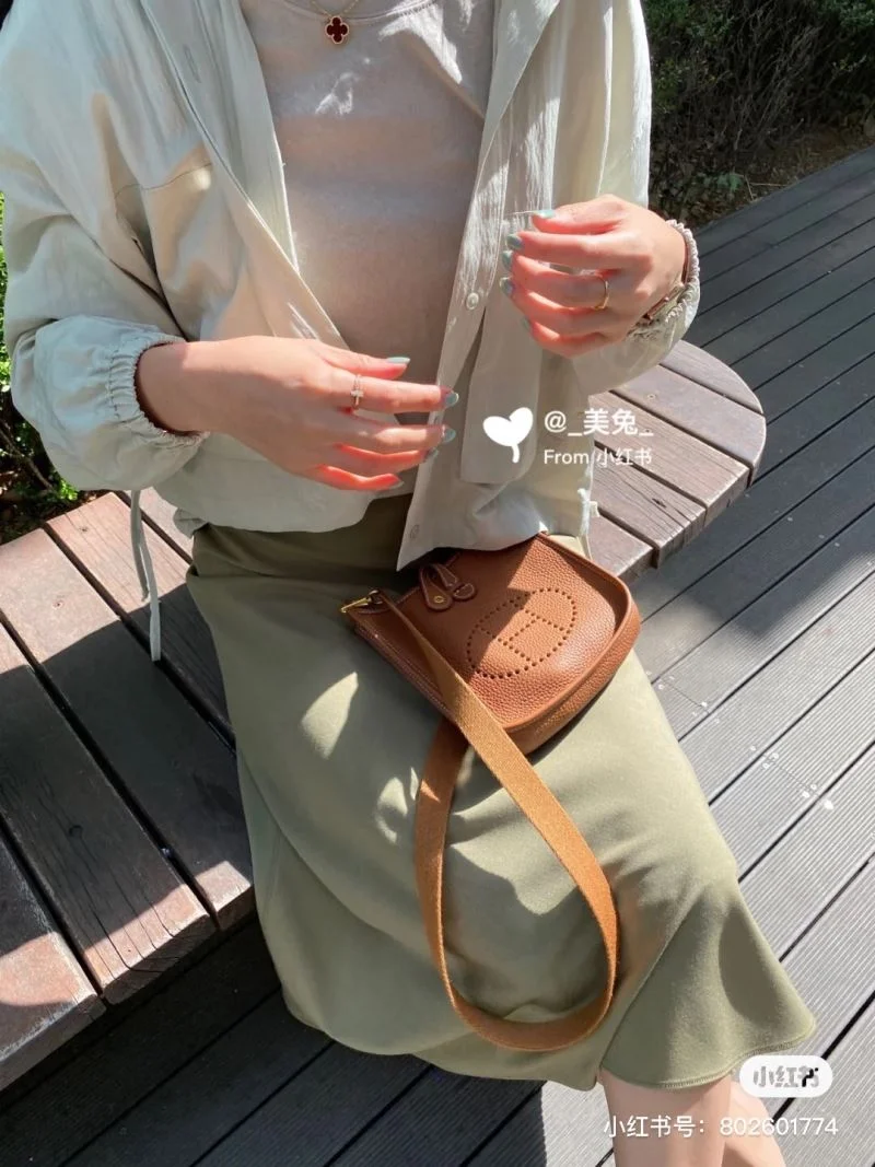 Trendsetting Hermes Evelyn Bags 48257