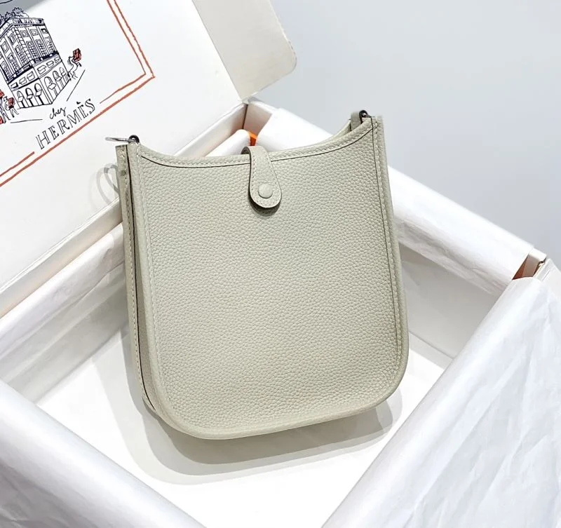 Hermes Evelyn Bags Effortless 48237