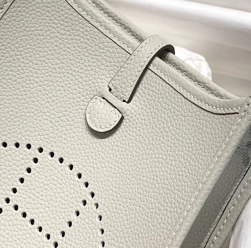Hermes Evelyn Bags Effortless 48237