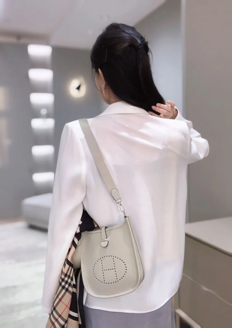 Hermes Evelyn Bags Effortless 48237