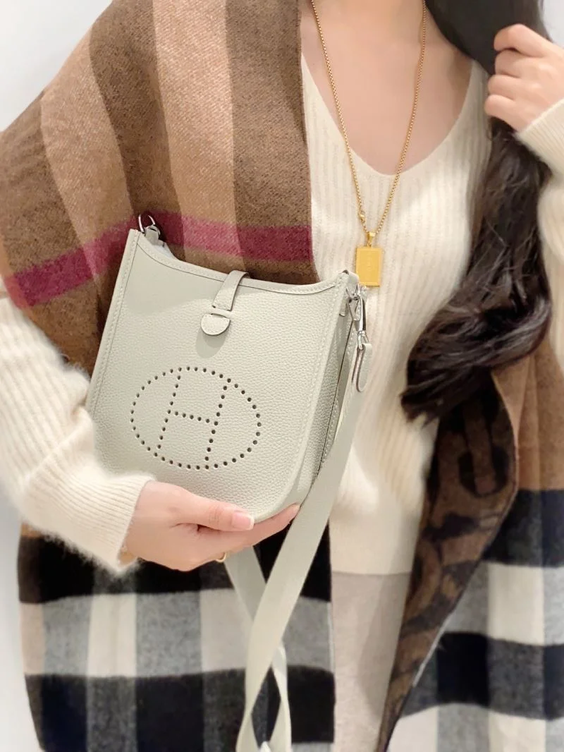 Hermes Evelyn Bags Effortless 48237
