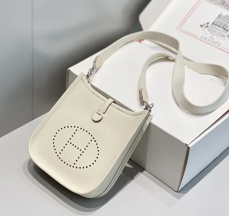 Hermes Evelyn Bags FlexibleFit 48306