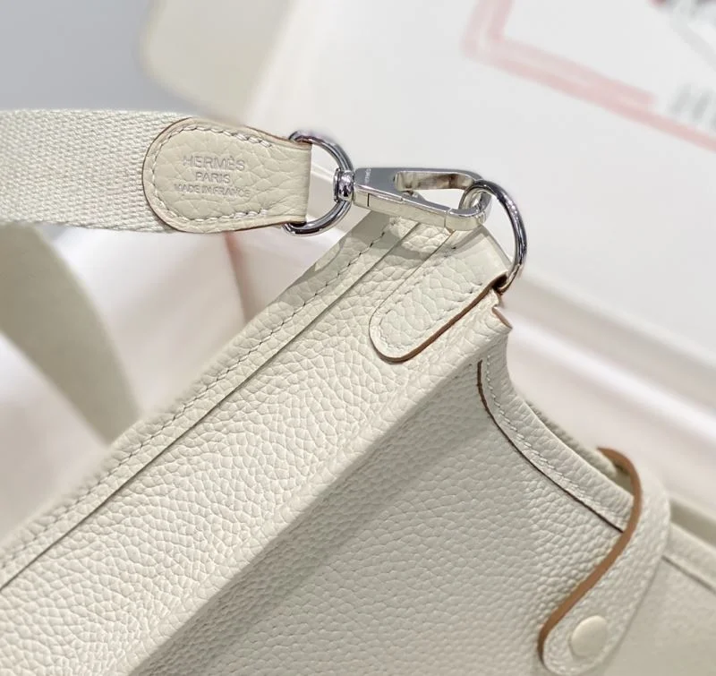 Hermes Evelyn Bags FlexibleFit 48306
