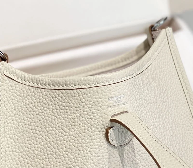 Hermes Evelyn Bags FlexibleFit 48306