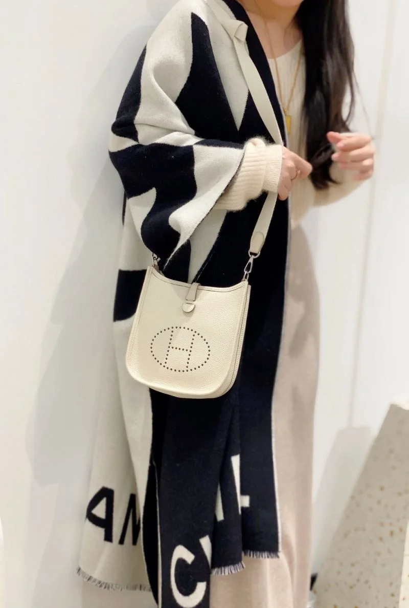 Hermes Evelyn Bags FlexibleFit 48306