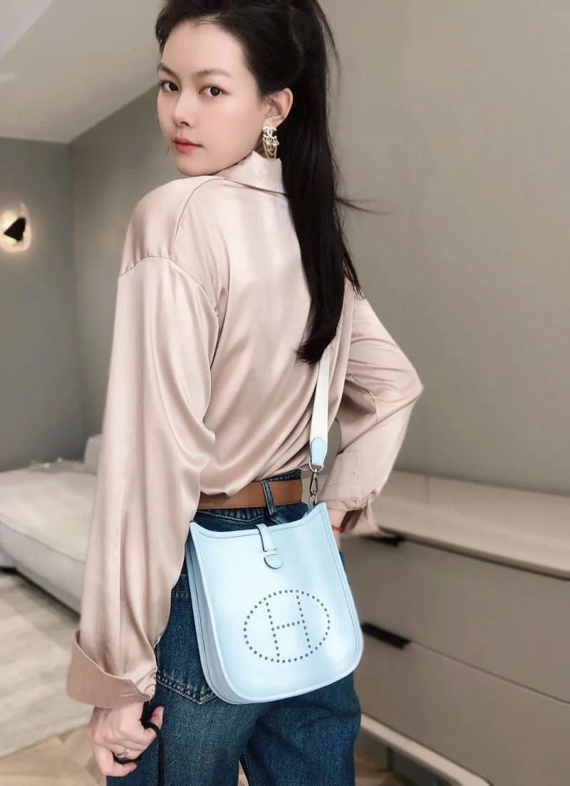 Vibrant Hermes Evelyn Bags 48233