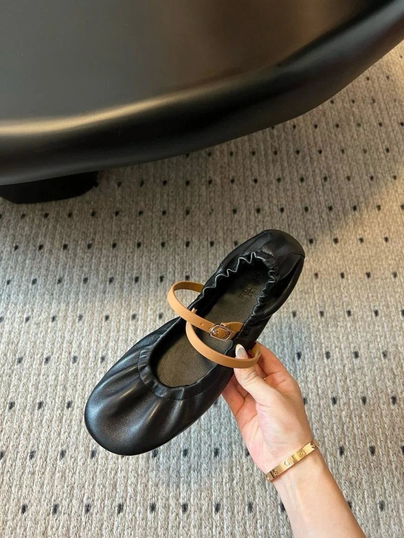 FashionForward Hermes Flat Shoes 26690
