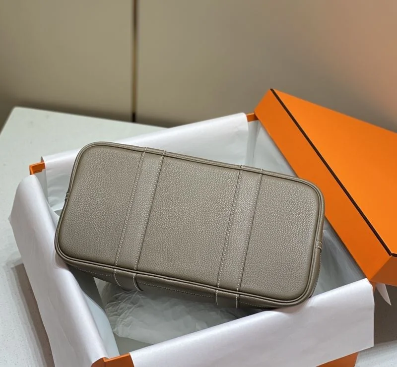 Snug Hermes Garden Party Bags 48229