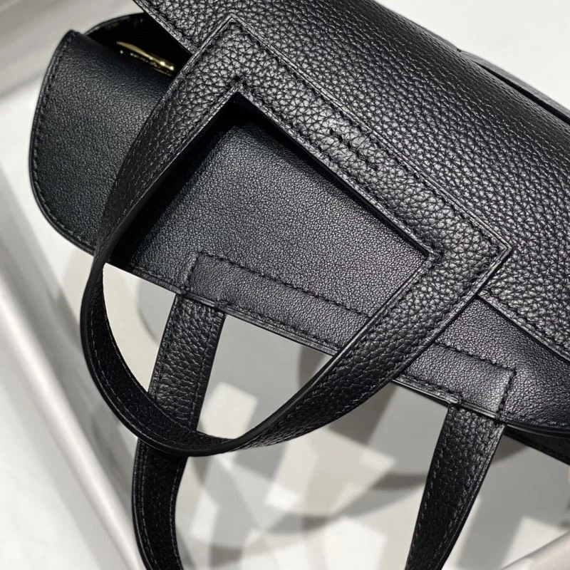 Minimalist Hermes Halzan Bags 48835