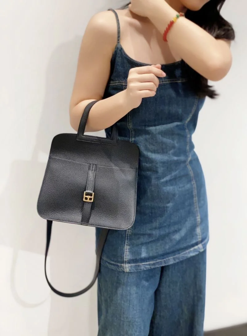 Minimalist Hermes Halzan Bags 48835