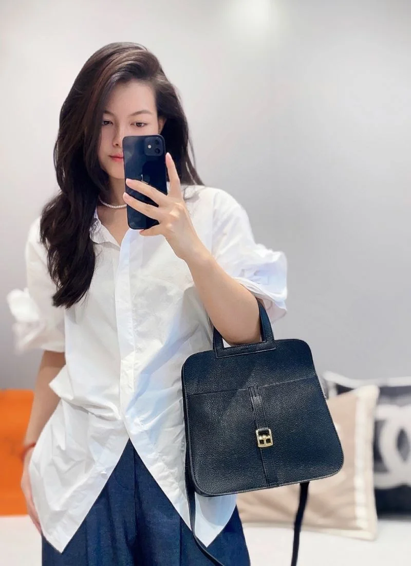 Minimalist Hermes Halzan Bags 48835